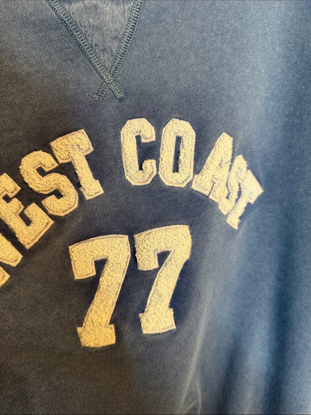 American Eagle Outfitters Blue 'West Coast 77' Crewneck Sweatshirt - Picture 3 of 6